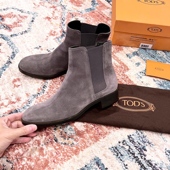 Tod's Shoes - Tod’s gomma leggero suede ankle boots 38 8 with box gray